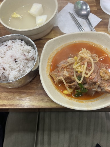 덕일감자국 이미지