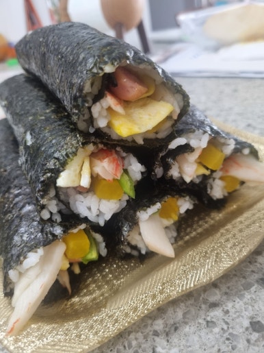 참못난이김밥 이미지