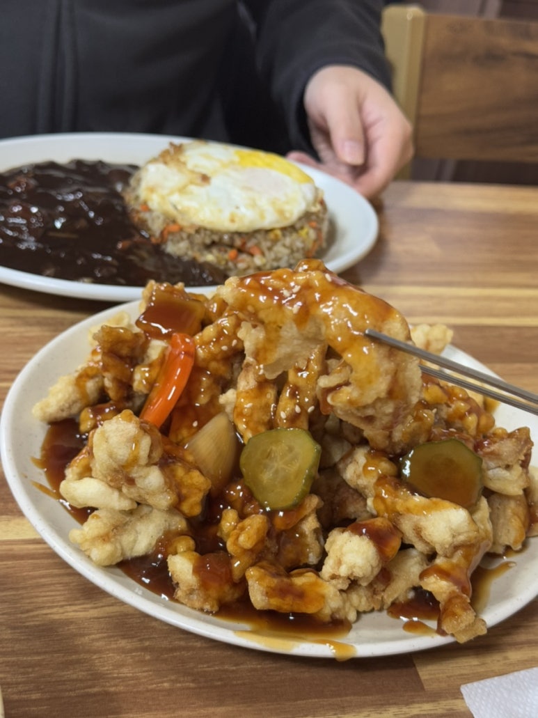 용천홍 이미지