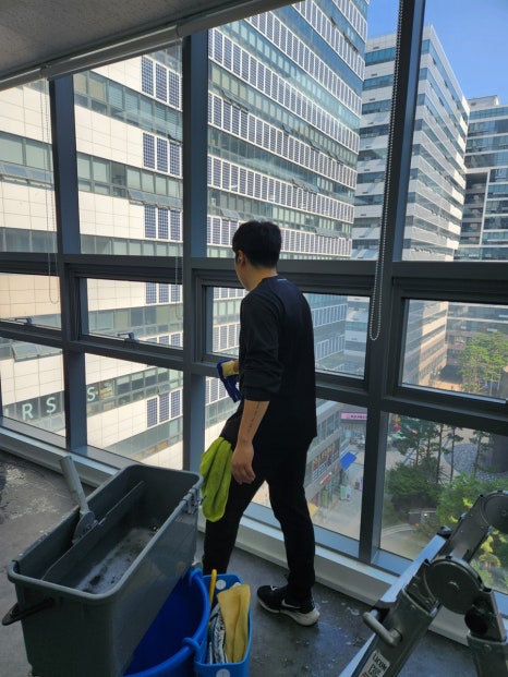 청소전문업체 영앤클린 이미지