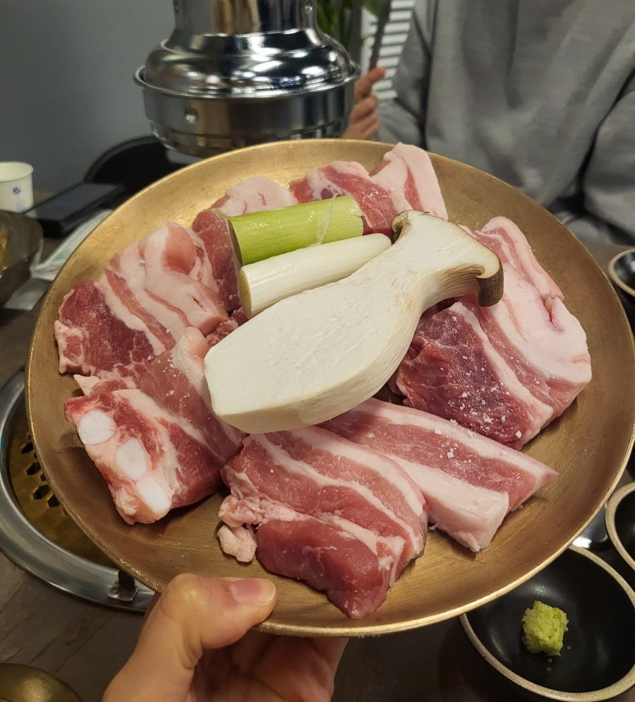 옥이네 고깃집 이미지