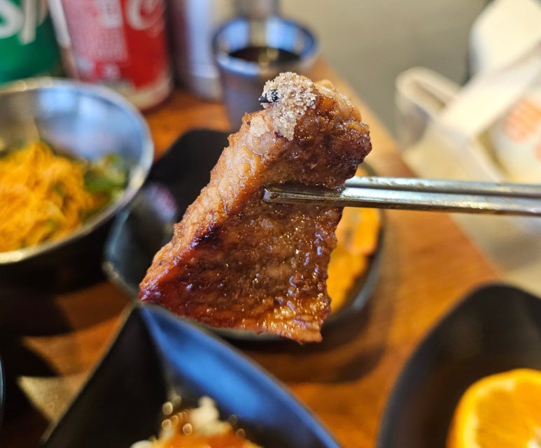 꽃돈숯불갈비 이미지