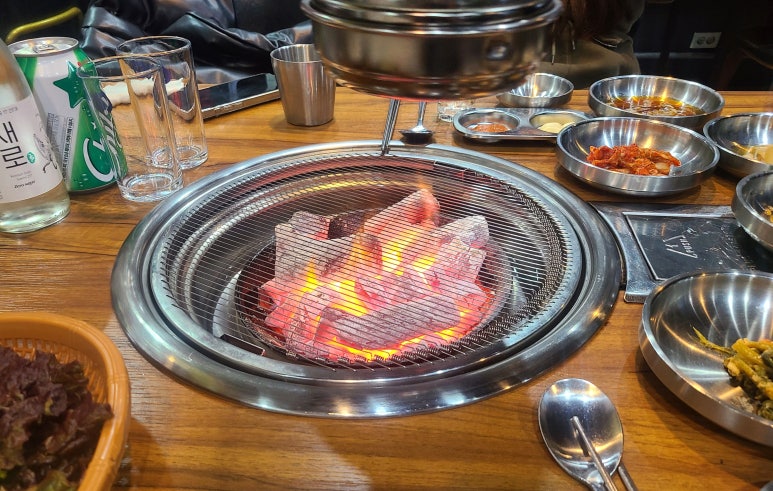 숯불화로구이 와우 이미지
