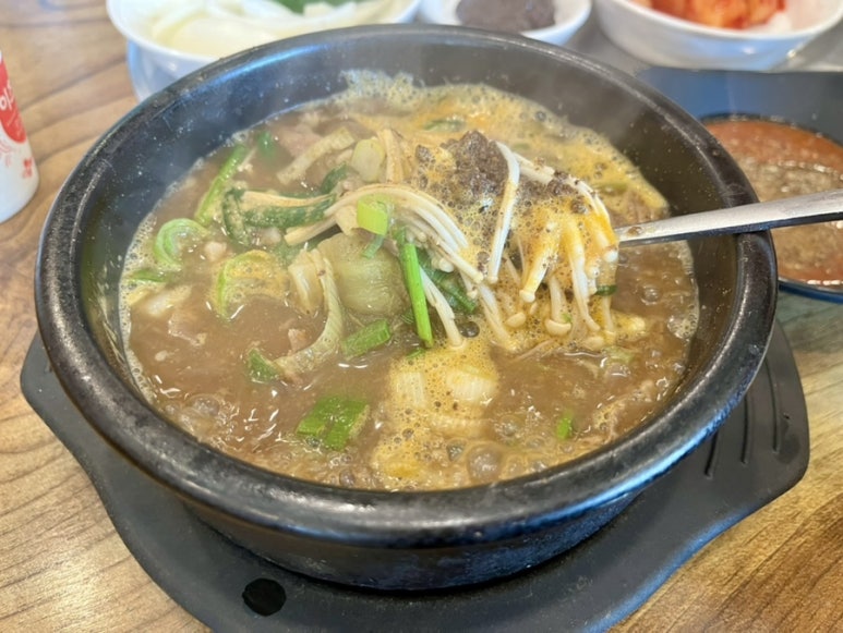 소담흑염소 이미지