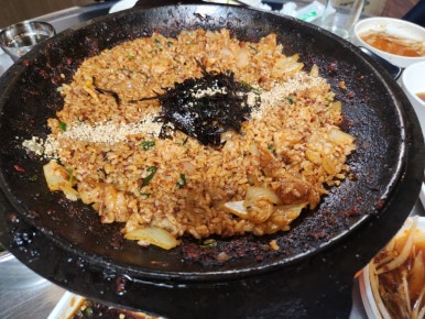 무쇠곱창 이미지