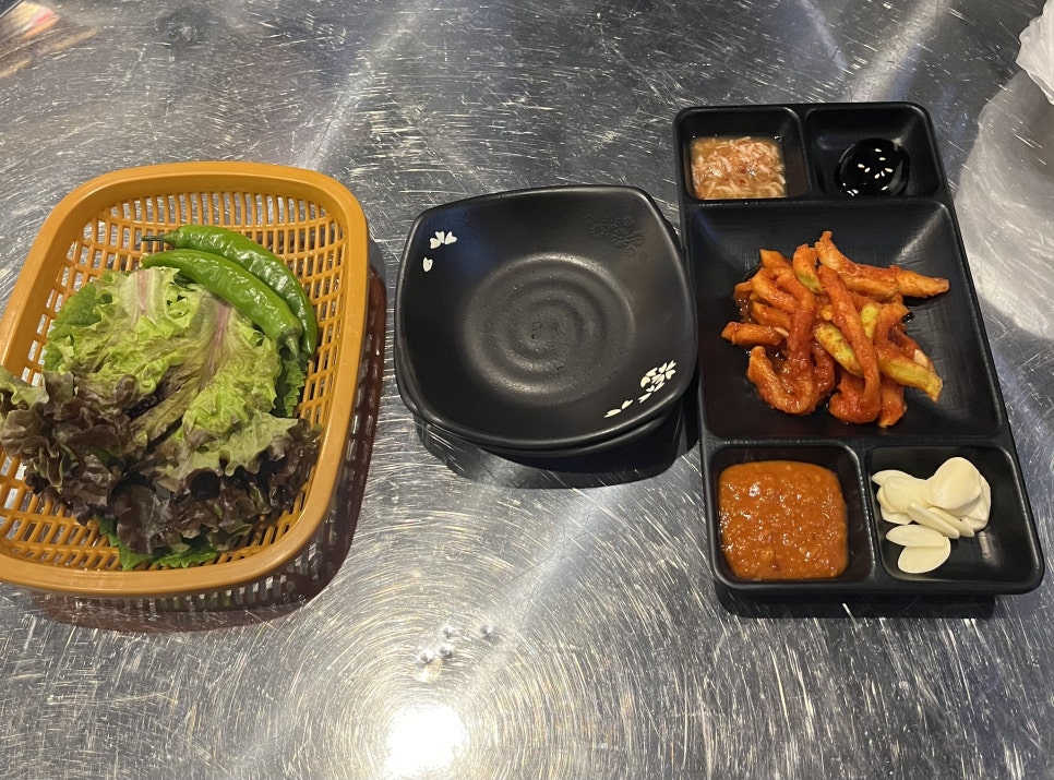 참숯에구운무한족발 이미지