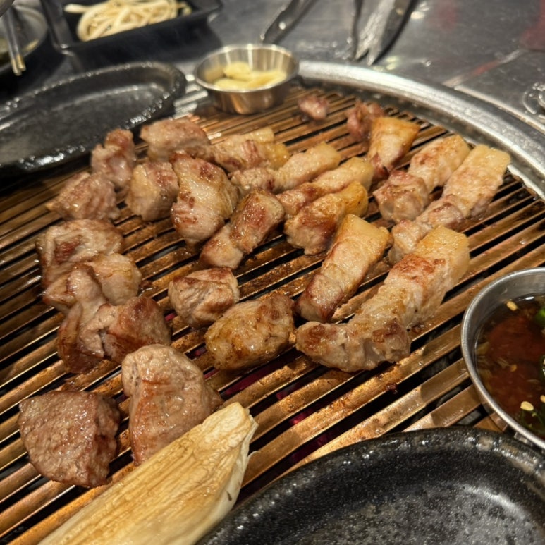 돈에 빠지다 이미지