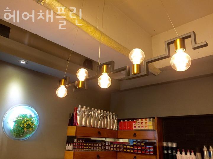 채플린미용실 이미지
