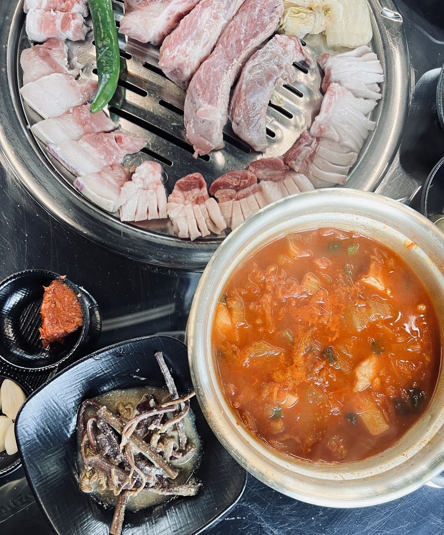깡촌흑돼지노형점 이미지