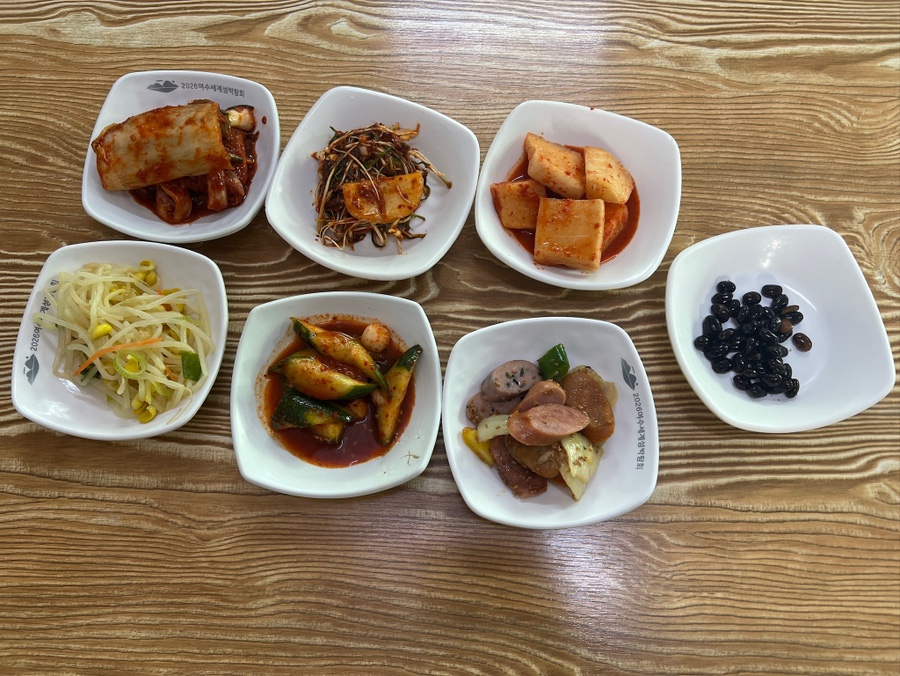 뚱여사반찬 이미지