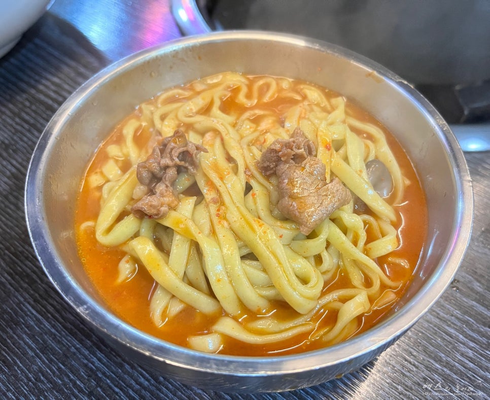 율생해물샤브칼국수 이미지
