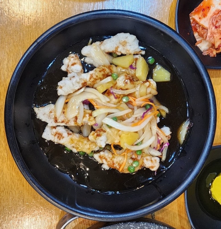 반곡 돌위에 짜장 이미지