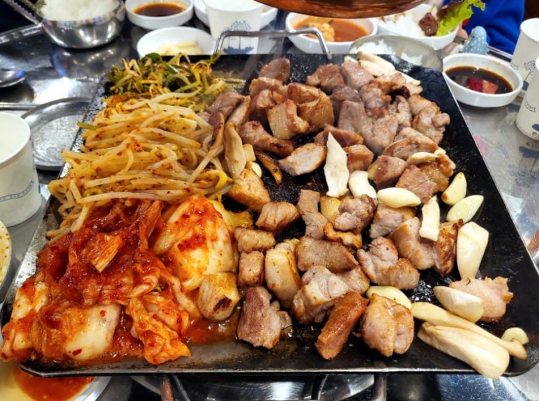평화김해뒷고기경산 이미지