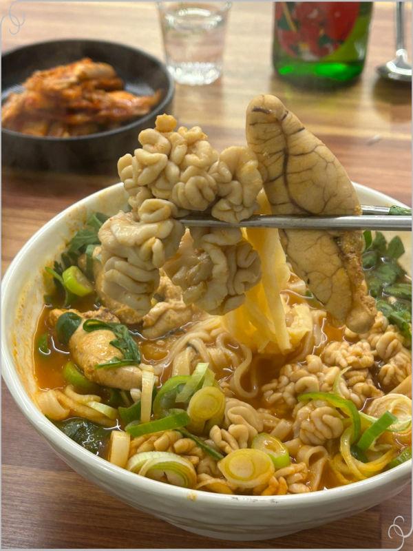 제주곤이칼국수 이미지