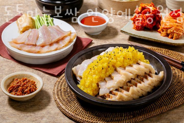 돈통마늘보쌈 이미지