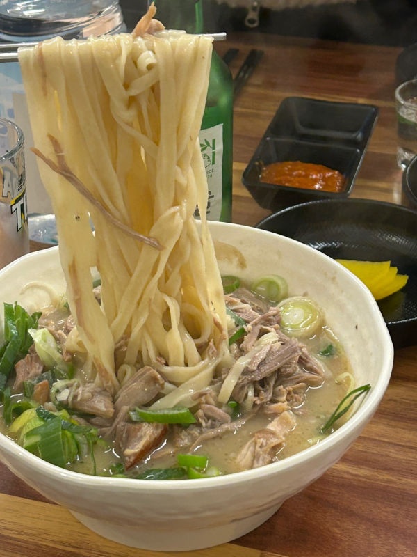 중동칼국수 이미지