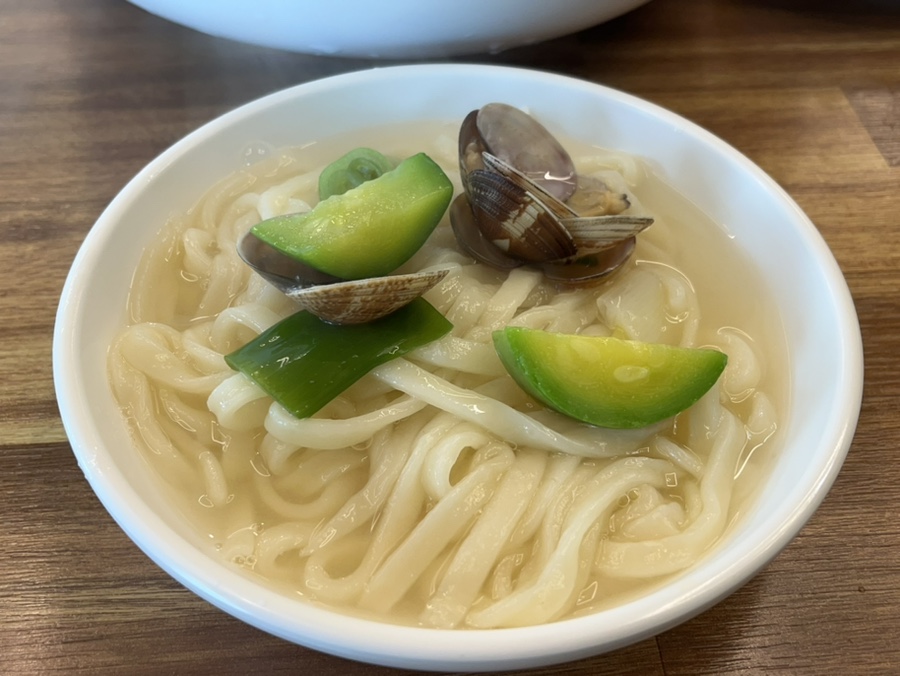 밀조아생바지락칼국수 이미지