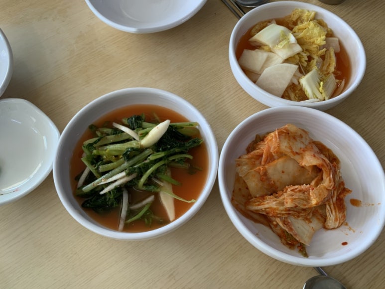 감칠맛회국수 이미지