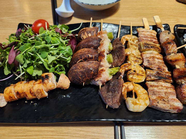 꼬치리다 이미지