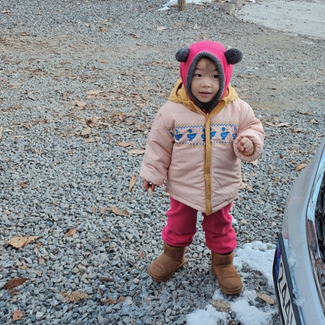 더 봄날 캠핑장 이미지