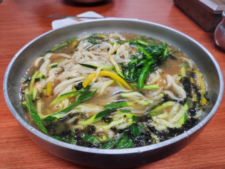 만덕칼국수 이미지