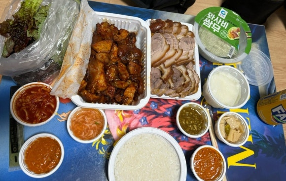 고인돌왕족발 이미지