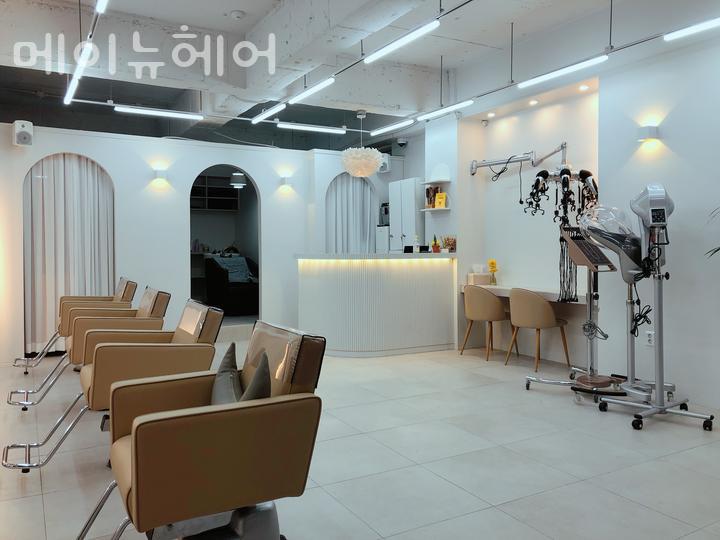메이뉴헤어 이미지