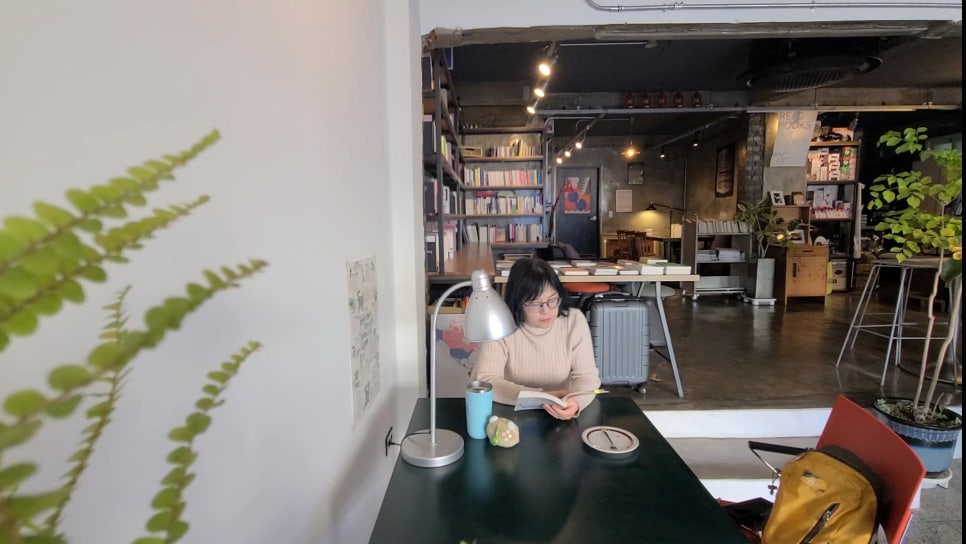 커피는책이랑 이미지