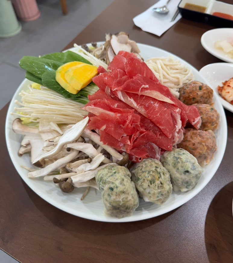 반달곰만두 이미지