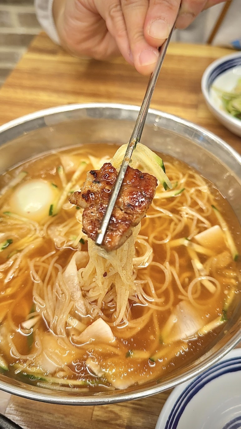 조선본갈비밀면 이미지