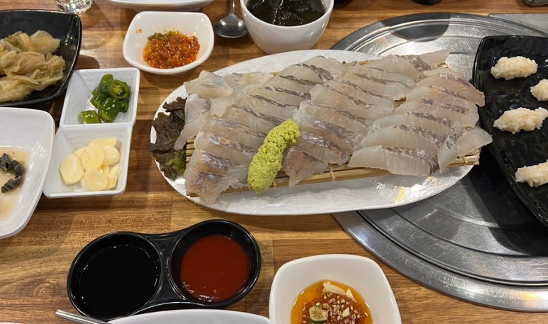 회뜨는어부가 이미지