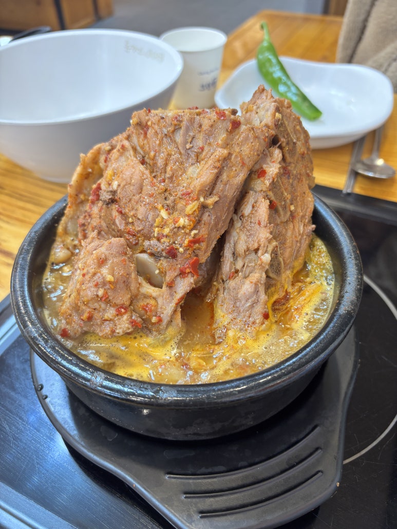 원조 뼈다귀 해장국 이미지