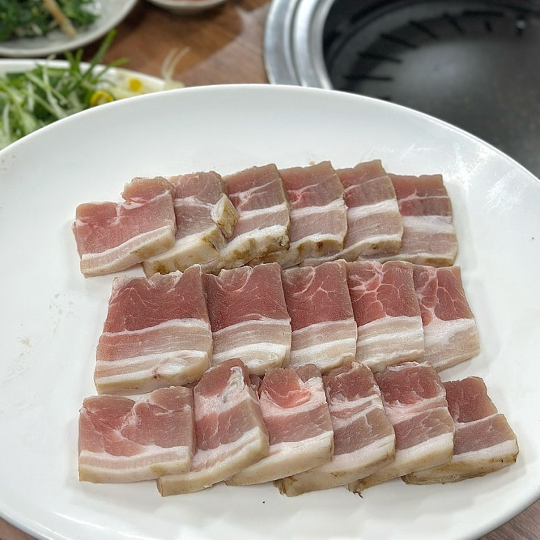참나무통삼겹막창 이미지