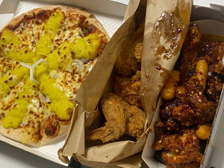 반반치킨피자 이미지