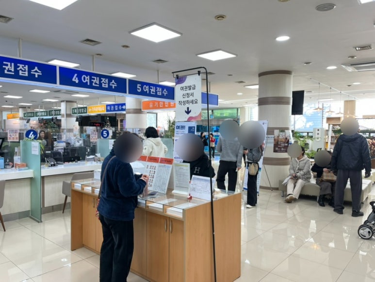 서구청 본관 이미지