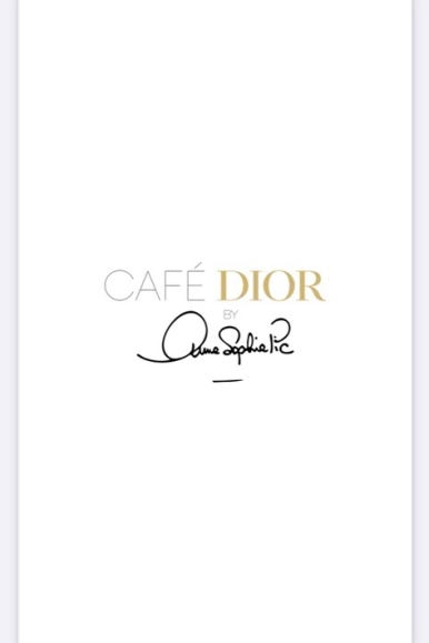 카페 디올(Cafe Dior) 이미지