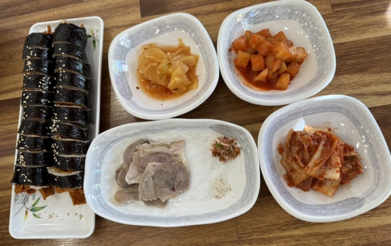 율담촌국수 이미지