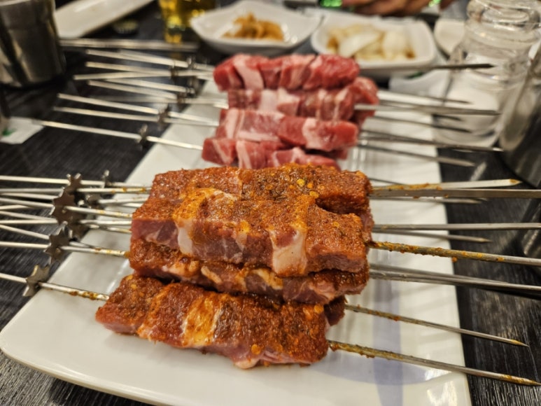 천미 양꼬치 이미지