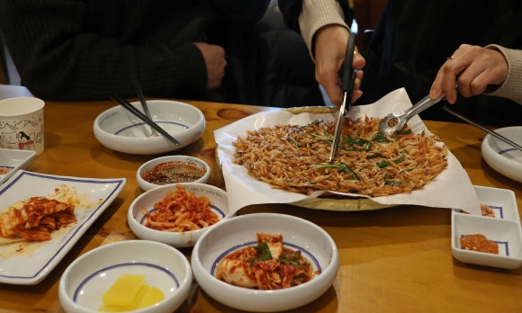 1984그수육집칼국수전주 이미지
