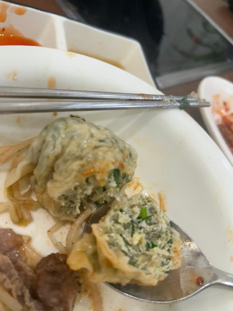 반달곰만두 이미지