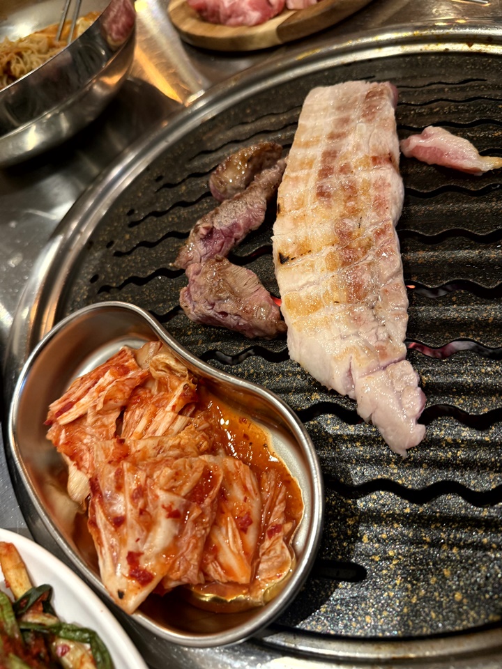 돼지꿈꾼날 이미지