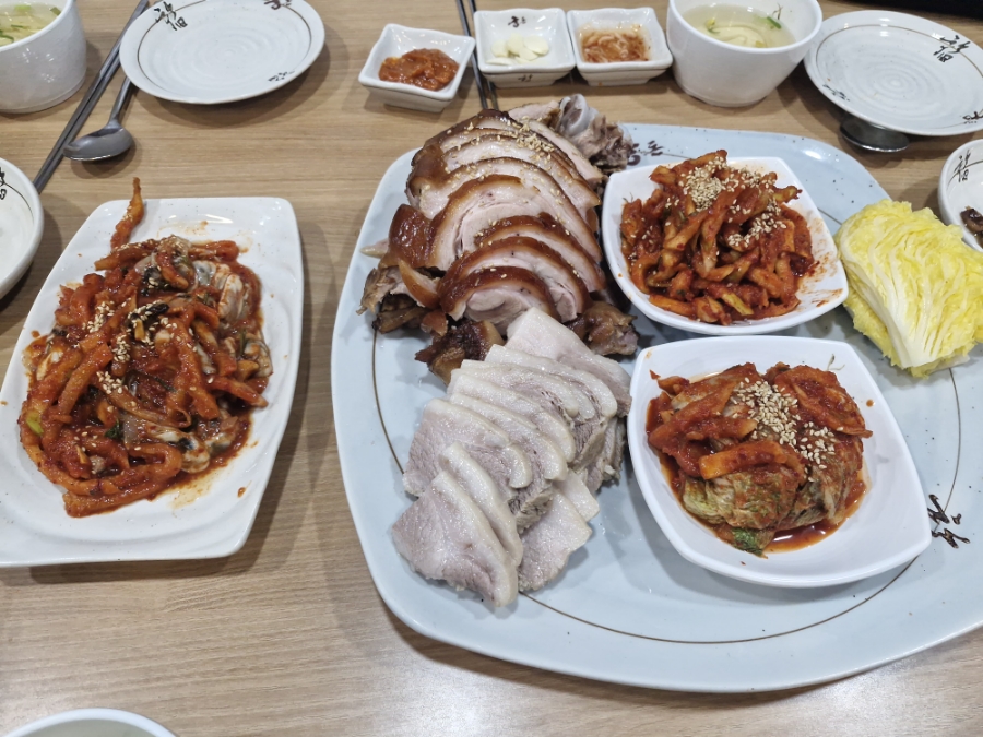 궁돈보쌈 이미지
