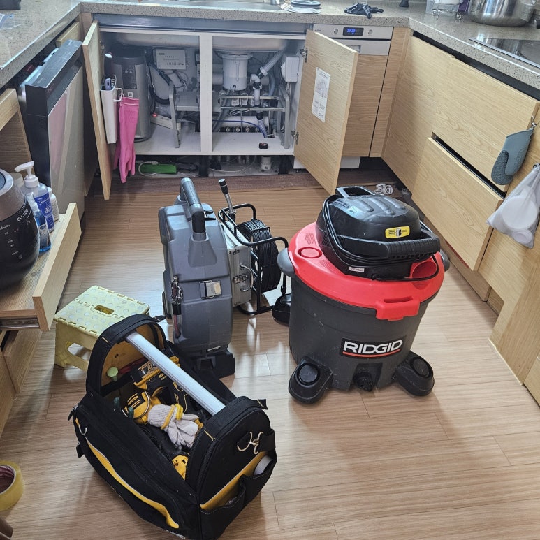 하수구막힘싱크대막힘변기막힘역류뚫음 이미지