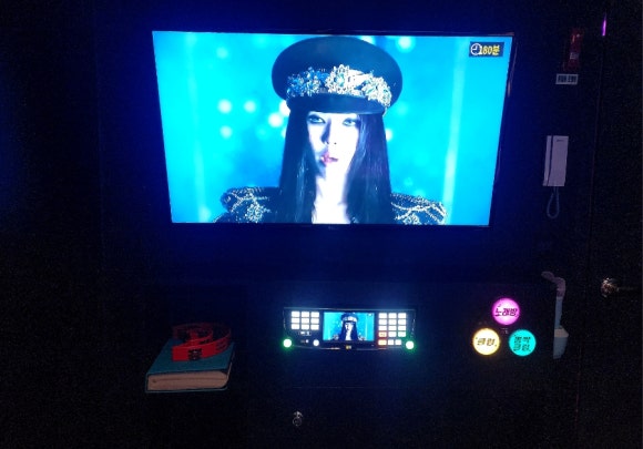 폭스노래주점 이미지