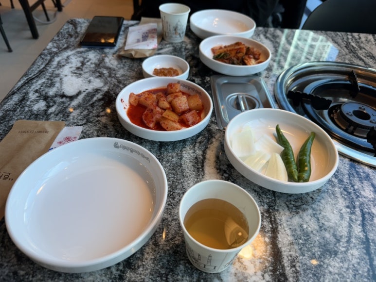 청년감자탕순대국 양산사송점 이미지