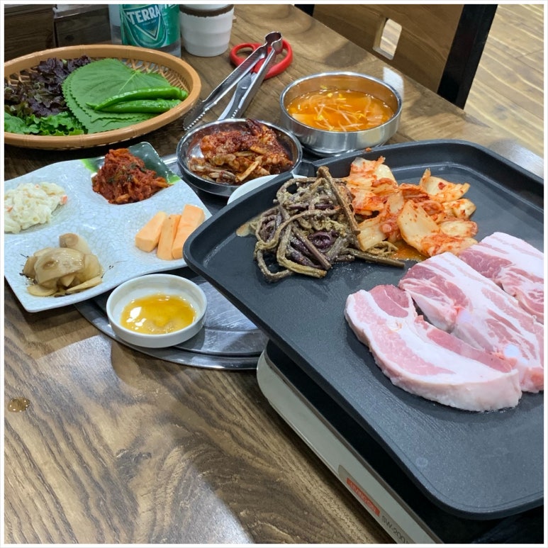 숯불왕갈비 이미지