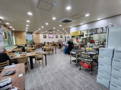 24시누름돌생고기김치찌개 이미지
