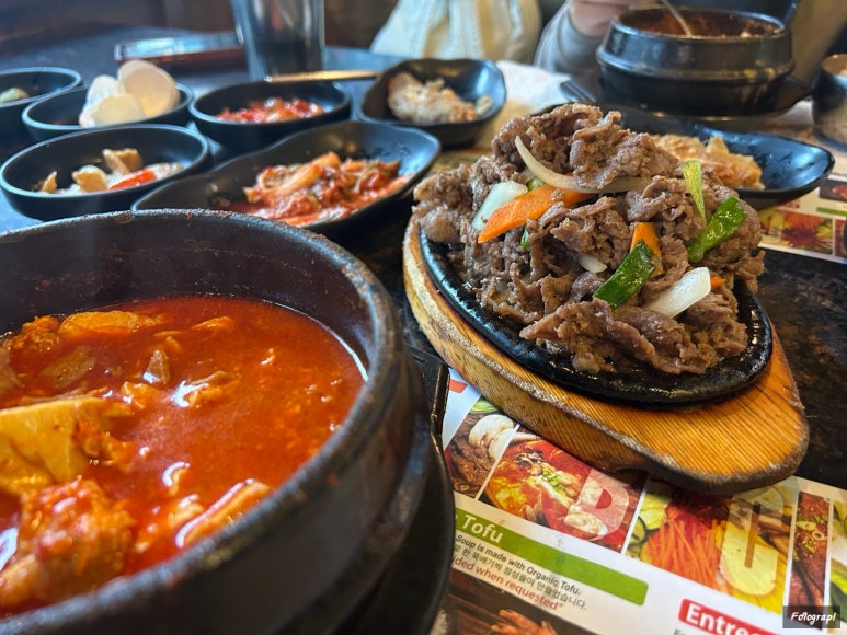 IN-N-OUT 주유소 이미지