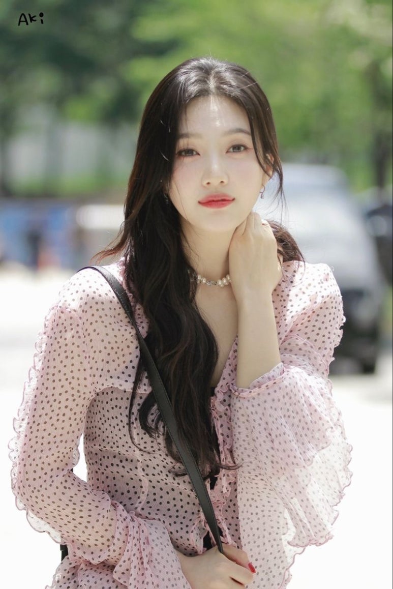 머리 잘 헤어 이미지