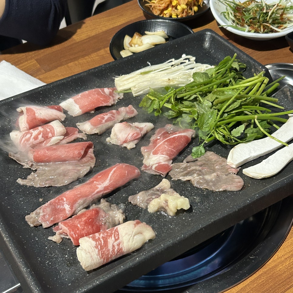 대패어때 이미지